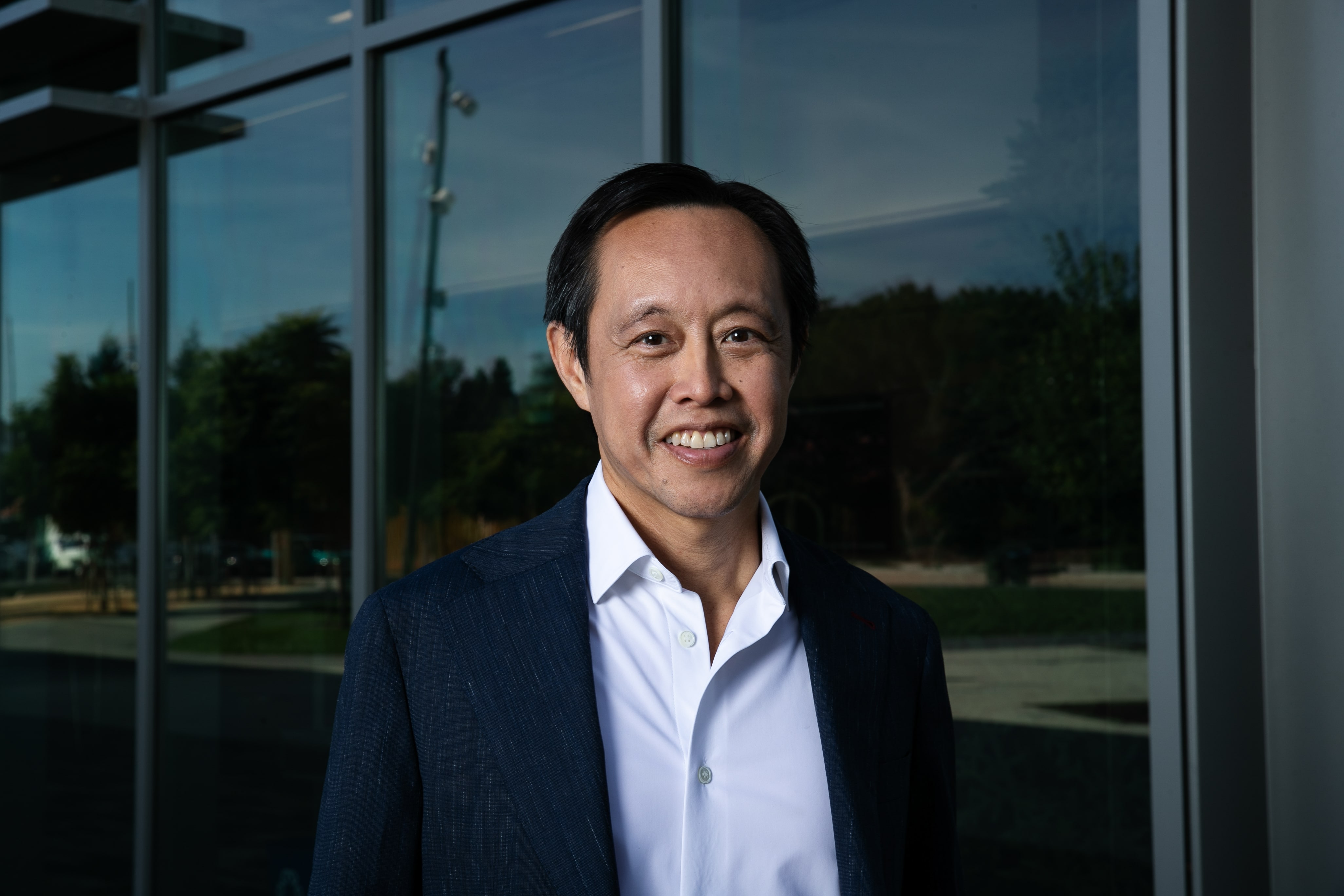 Tim Vi Tran, SIOR, CCIM, is an distinguished commercial real estate agent with highest designations, 25 years experience, & a community activist in Fremont CA.