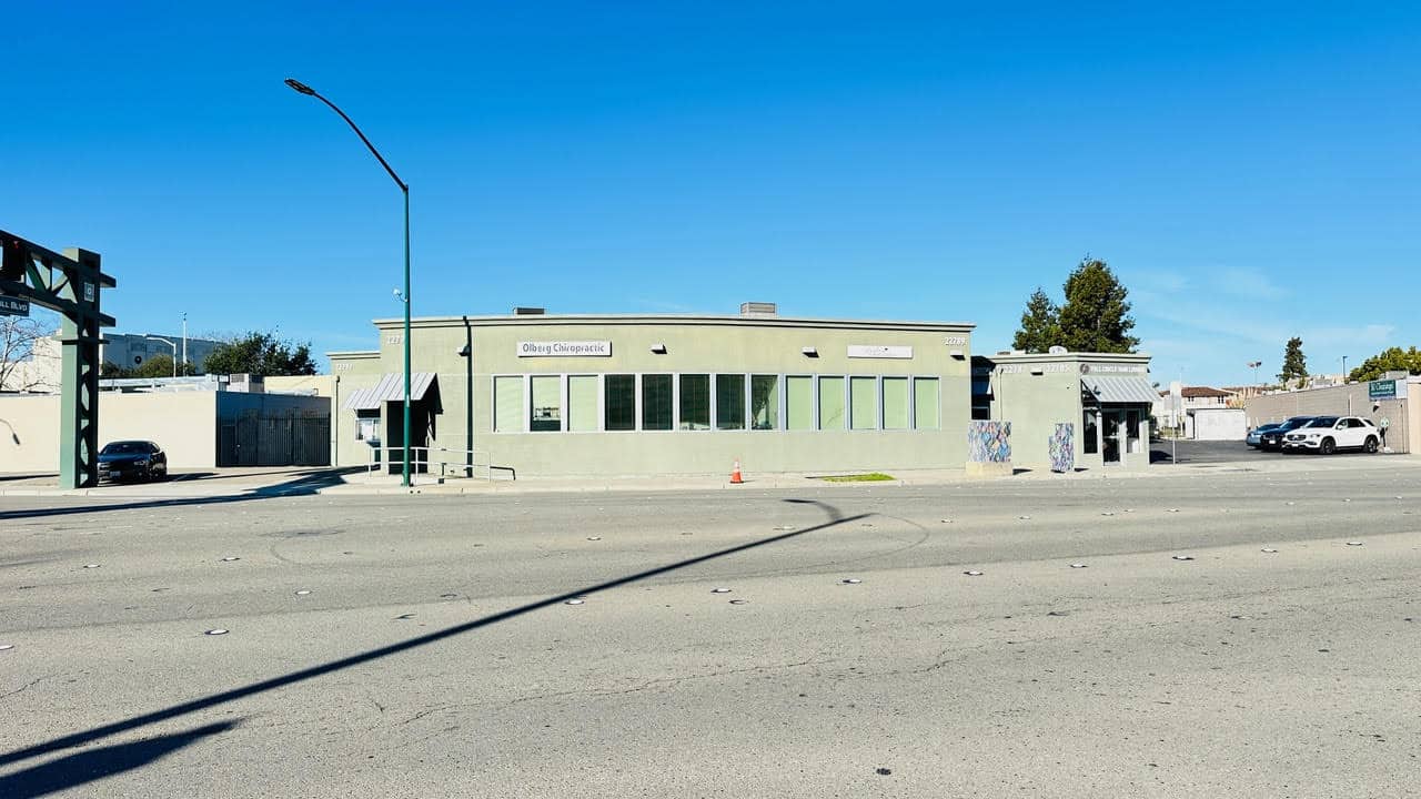 The Ivy Group & Tim Vi Tran, SIOR, CCIM, closed a multi party, dual agency complex commercial property brokerage for a retail / office / daycare in Hayward, CA.